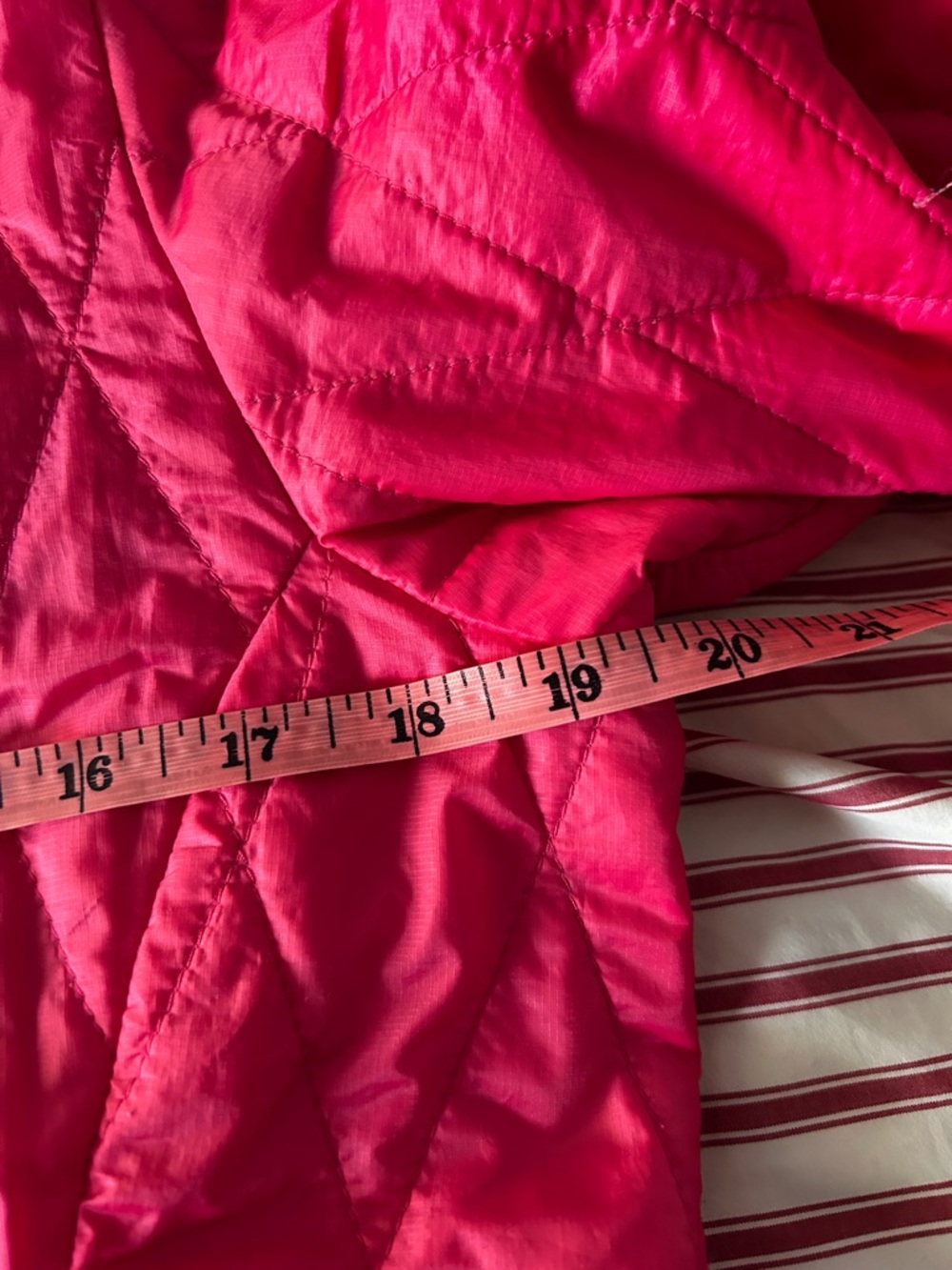 Patagonia Quilted Lightweight Packable Jacket - Picture 8 of 10